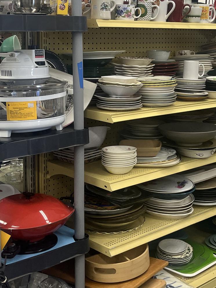 Casual dishes and small appliances